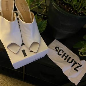 SCHUTZ - White Trudy 9.5 Leather Mule NWT/NWB